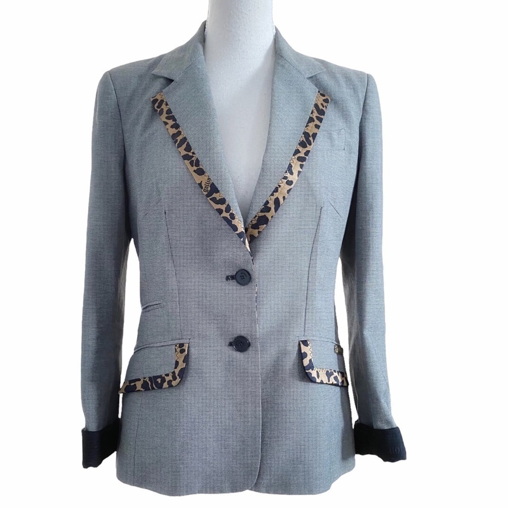 JOHN GALLIANO GREY LEOPARD PRINT SILK BLEND NOTCHED LAPEL BUTTON BLAZER - S